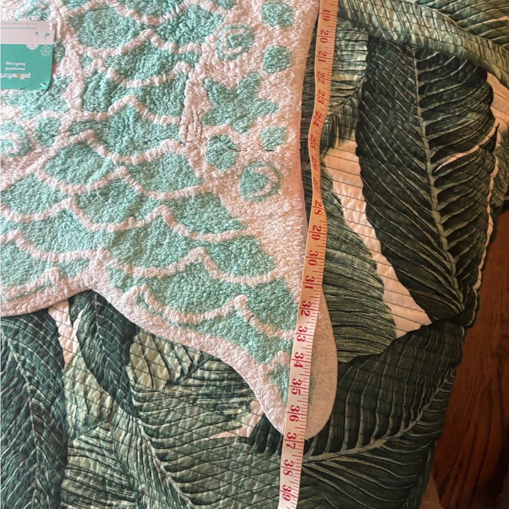 BRAND NEW PILLOWFORT MERMAID TAIL BATH RUG - Picture 10 of 10